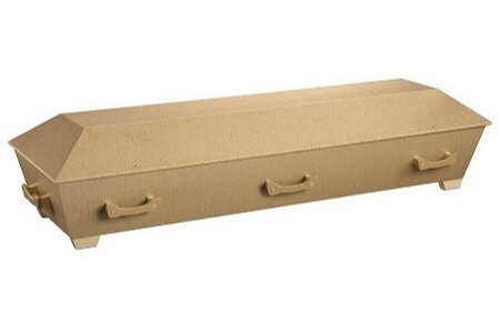 En lukket Prisma 19 kiste i grønn farge.